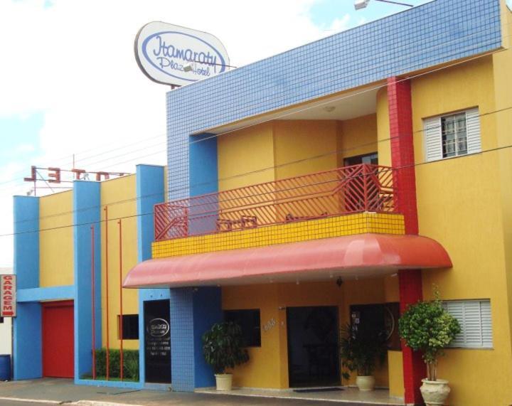 Itamaraty Plaza Hotel Nova Andradina Exterior foto